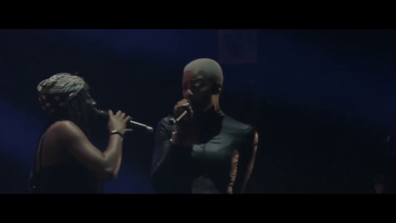 Concert de Youssoupha Salle Pleyel - AYELYA & JARA EZO