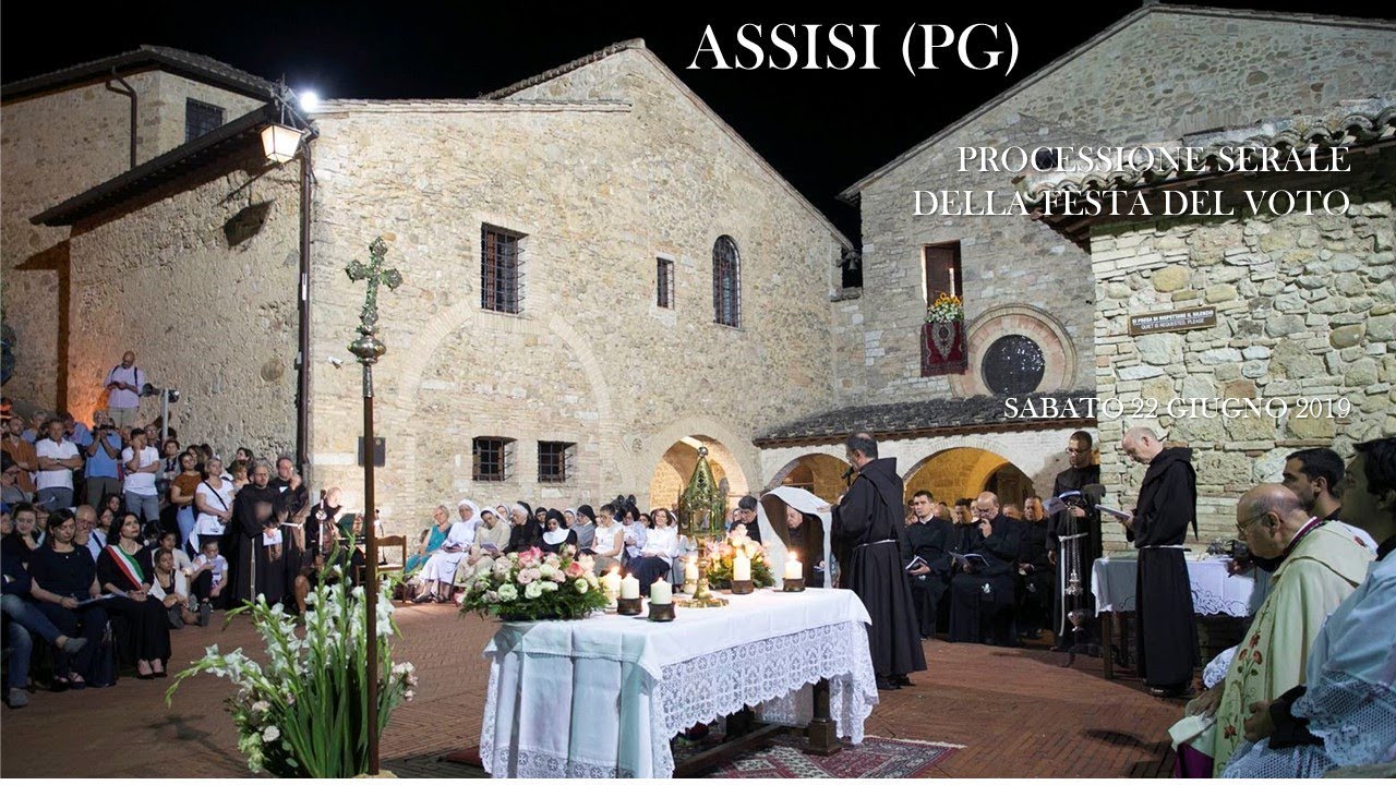 Processione Serale della Festa del Voto ad Assisi (PG) v.637