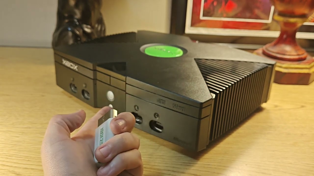 Playing Original Xbox Games on a VGA/CRT Computer Monitor