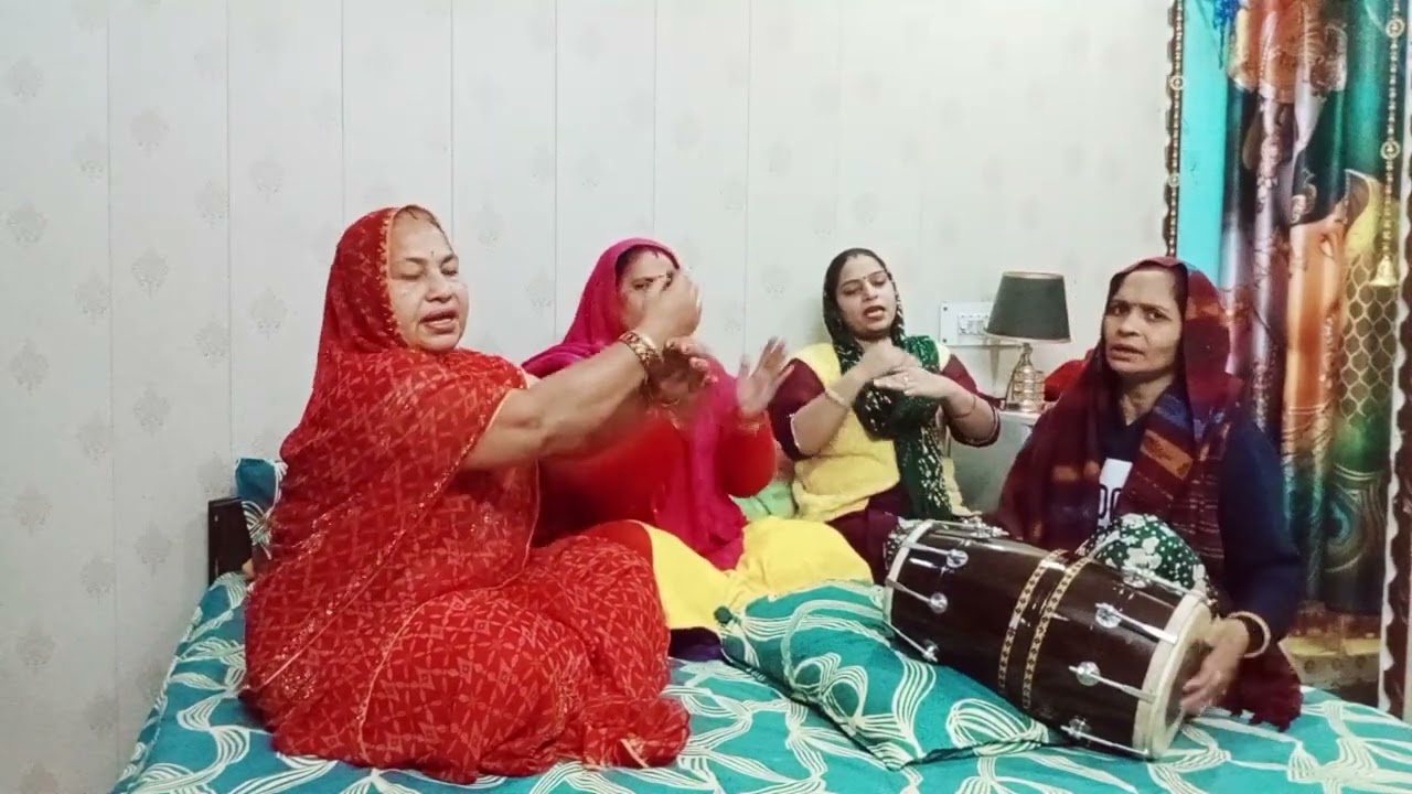 मेरा तनक पकड़ ले हाथ सीढ़ियों पर चढ़ा ले बनवारी🙏🙏💐 कृष्ण भजन ॥