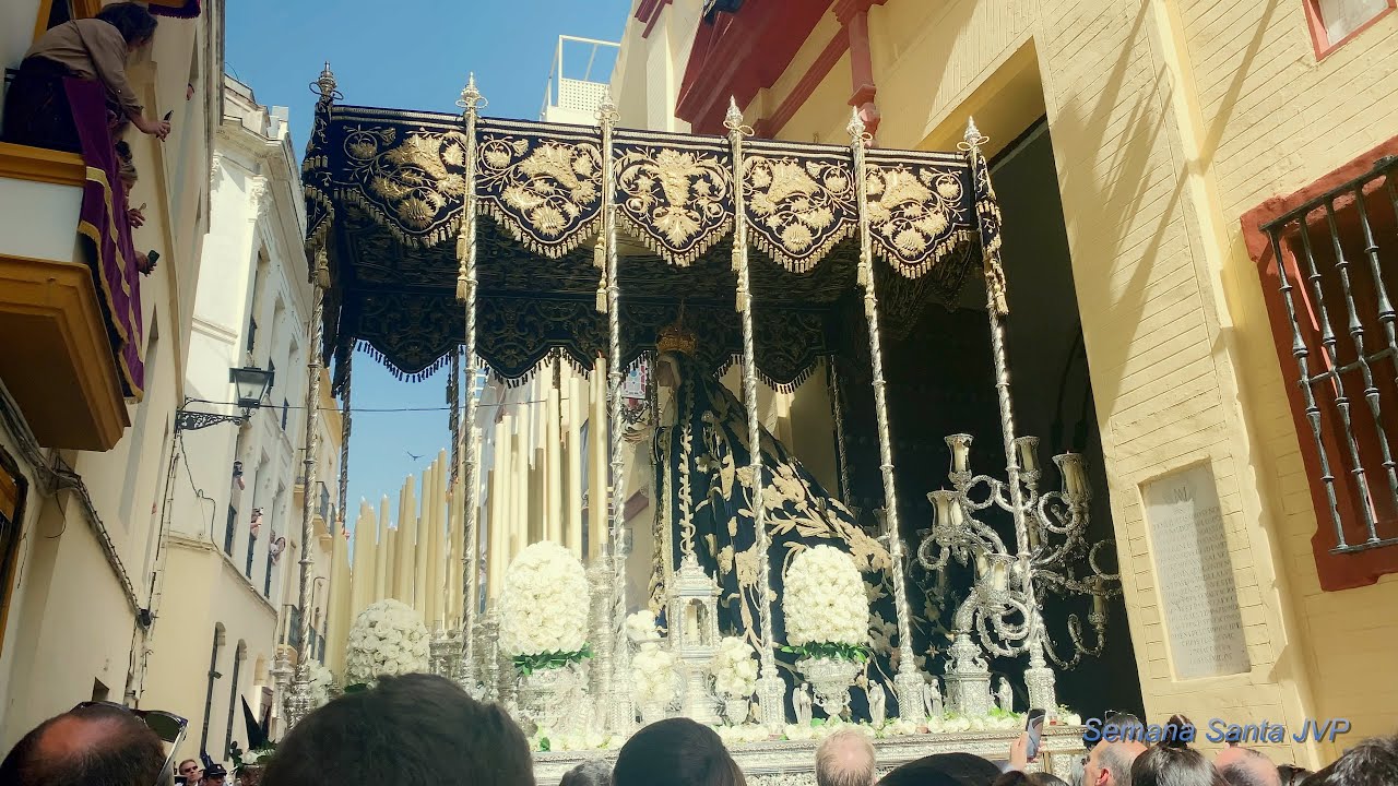 4K Salida de Ntra. Sra. del Mayor Dolor en su Soledad. La Carretería. Semana Santa Sevilla 2022