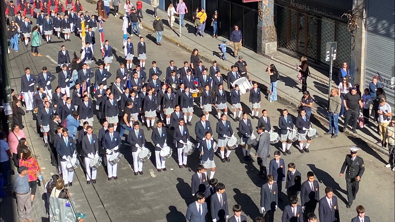 Banda liceo San Juan xxiii desfile Glorias Navales (Sotomayor ,Valparaíso 2025)
