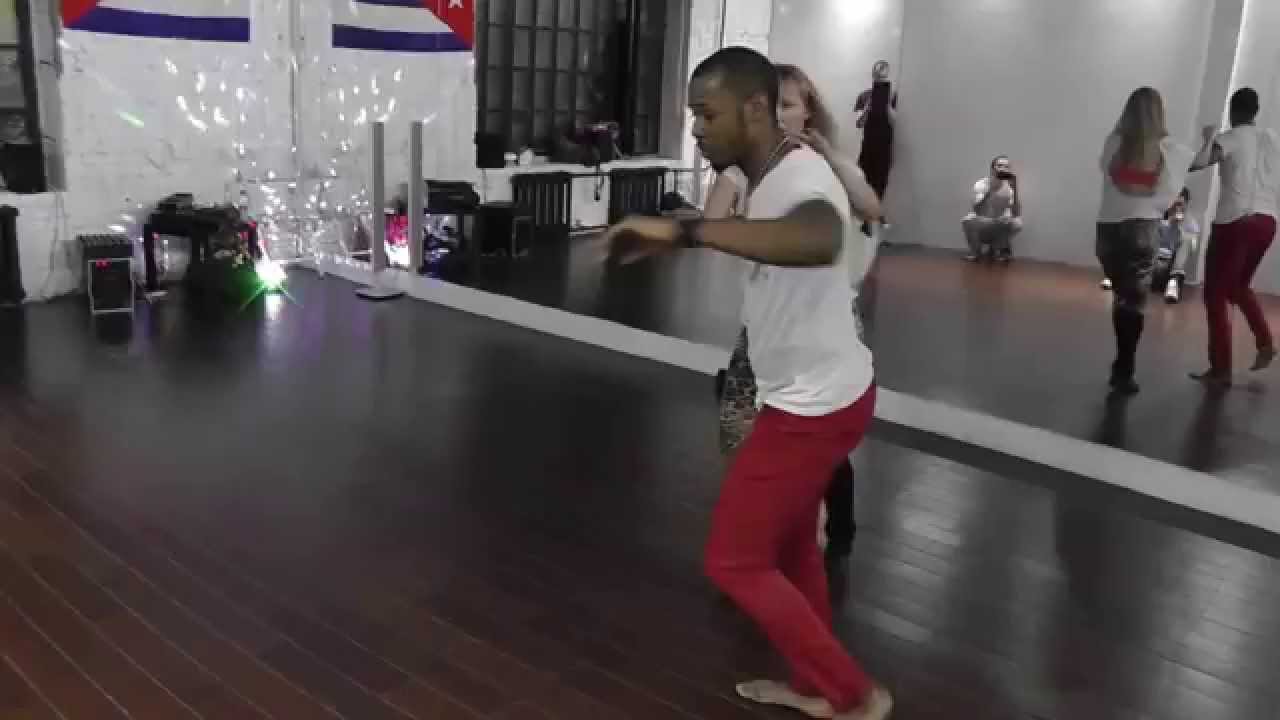 Salsa Class 20.01.15 at D'AKOKAN Dance School - Yoandy Villaurrutia