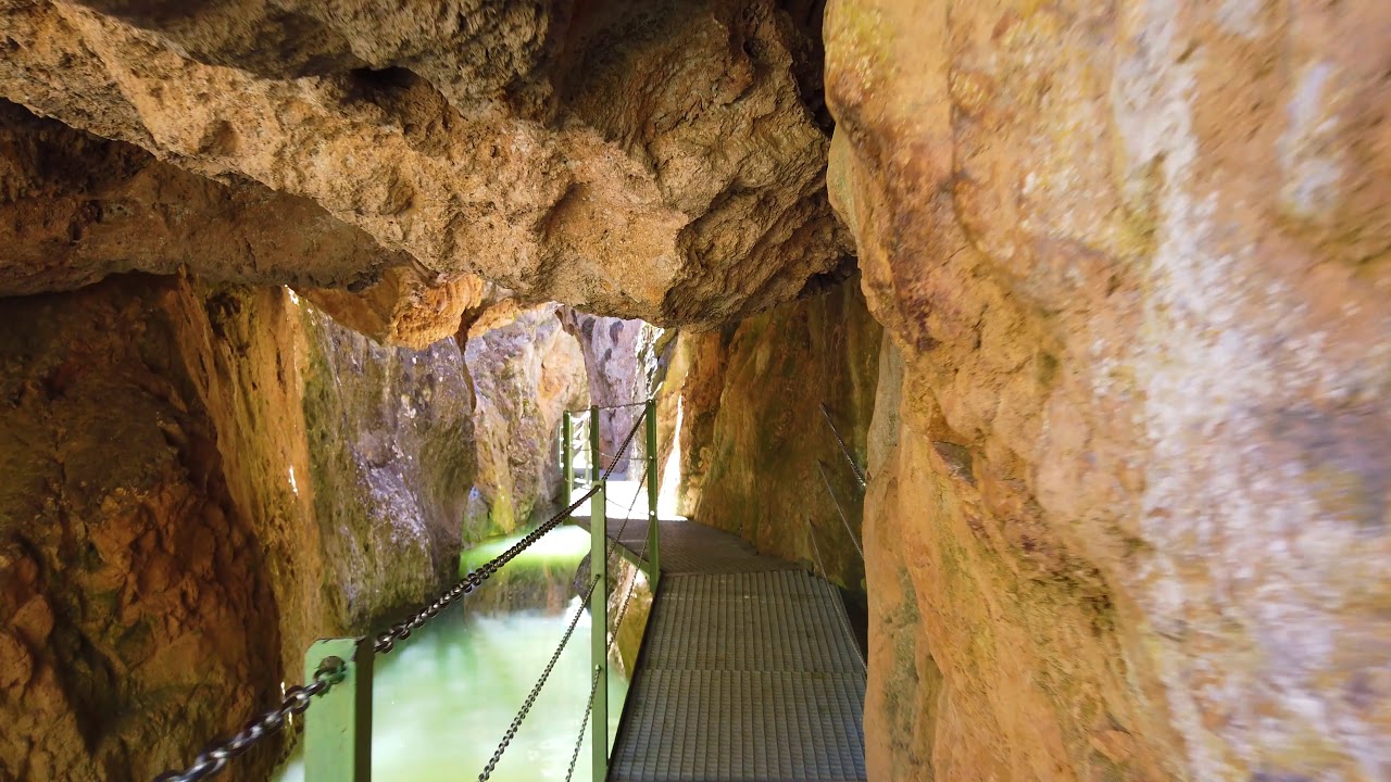 SENDERISMO CALOMARDE - BARRANCO DE LA HOZ - FRIAS DE ALBARRACIN (TERUEL)