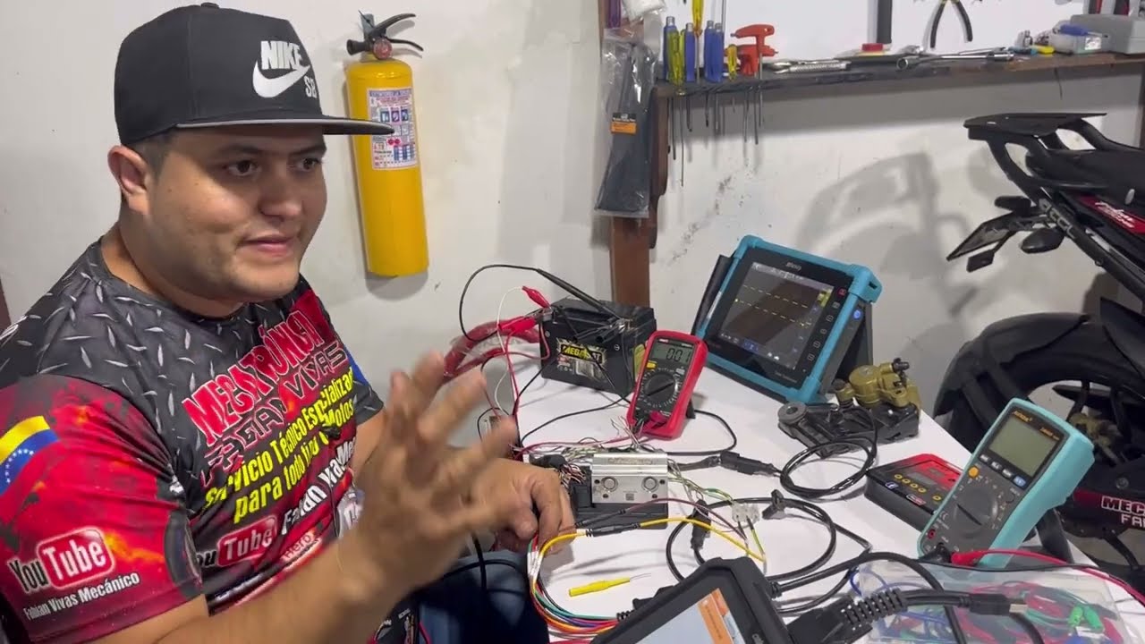 Módulo de ABS de dominar 400 y NS 200 como diagnosticar fuera de la moto sus conexiones