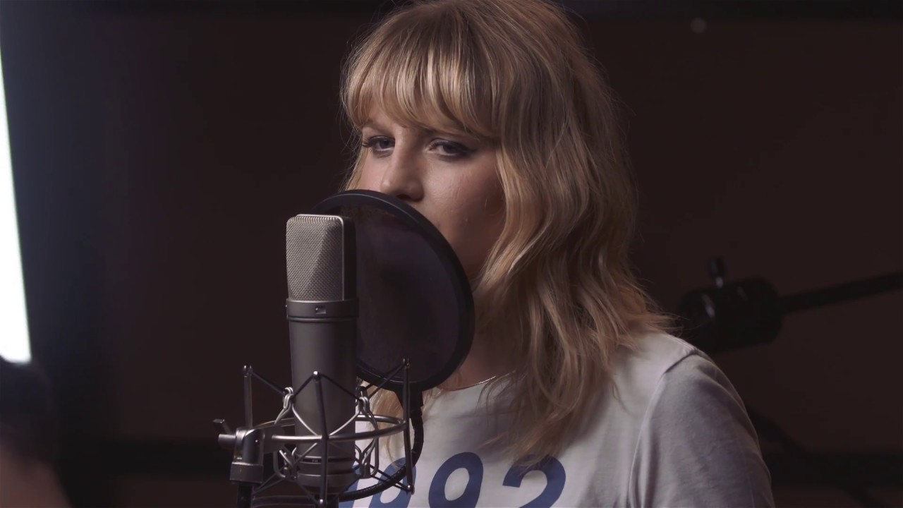 Kerri Watt - Rich Girl (Hall & Oates Cover)