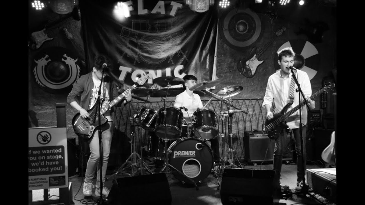 Flat Tonic LIVE at The Valkyrie Bar - Friday 24th March 2023