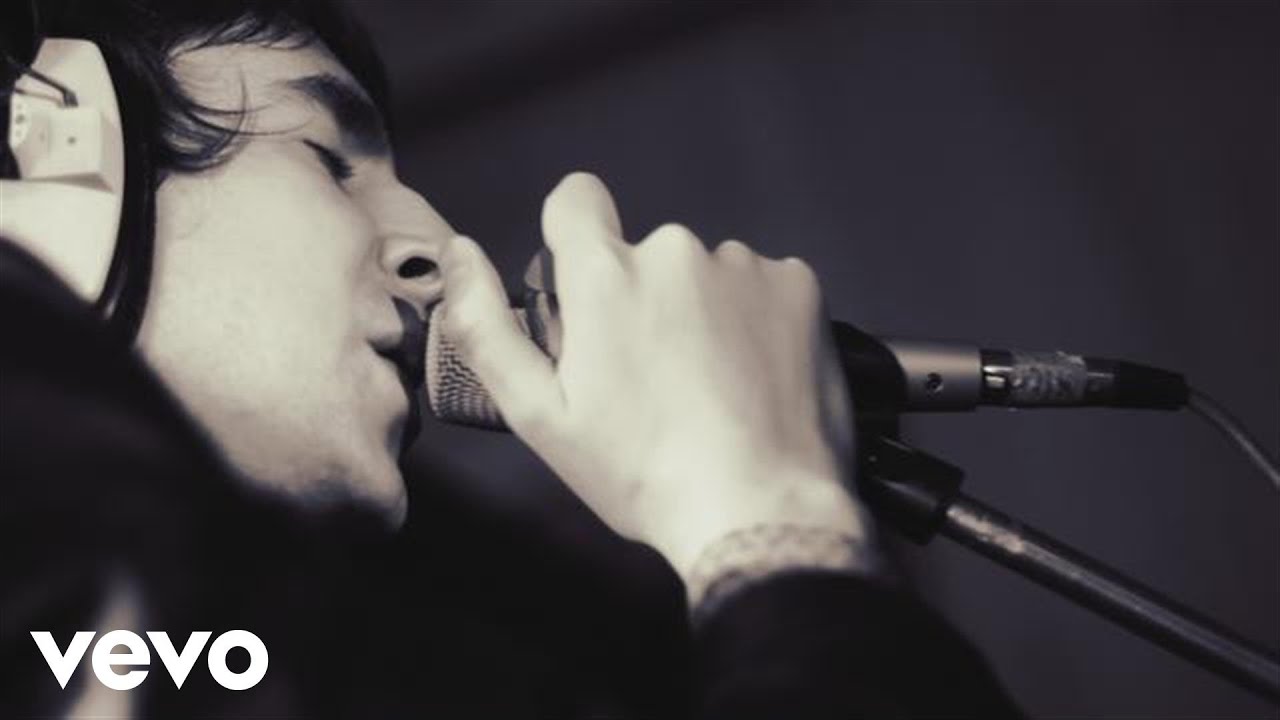 Miles Kane - Kingcrawler (Live At RAK)