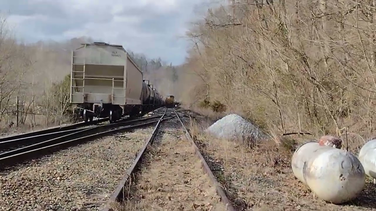 M652 & M653 at Boody and Fort Blackmore Virginia on the Clinchfield March 4 2026