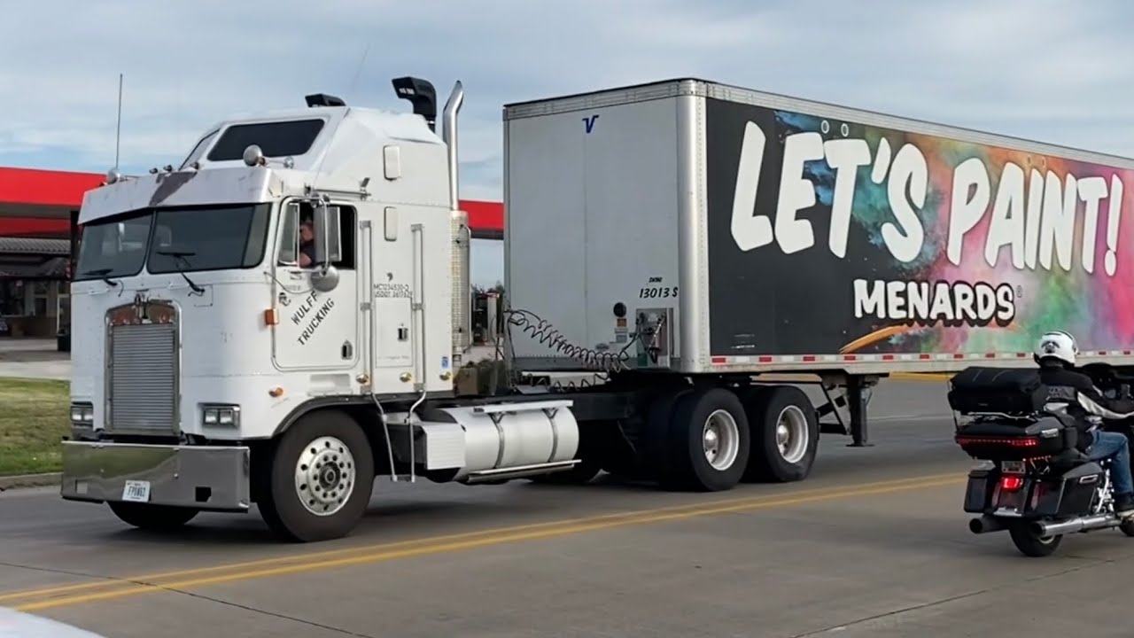 Truck Spotting at Iowa 80 Finale!