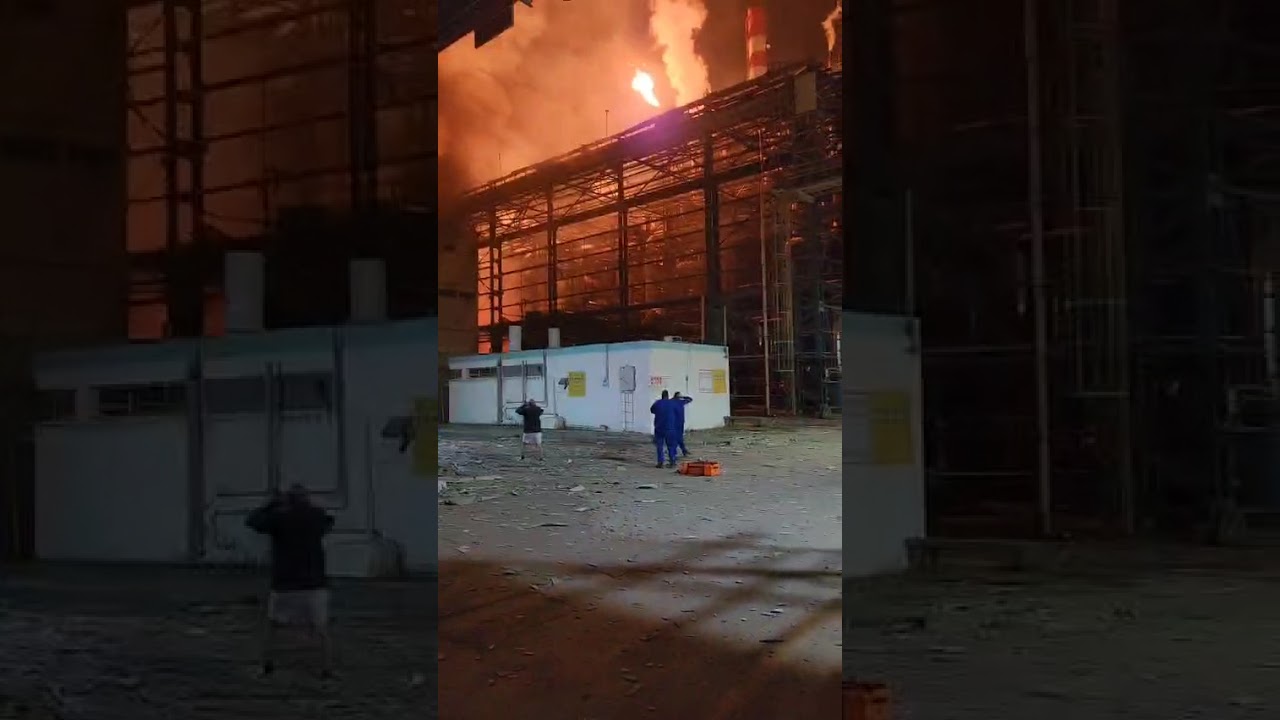 Haifa power plant fire following Iranian missile strike #haifa