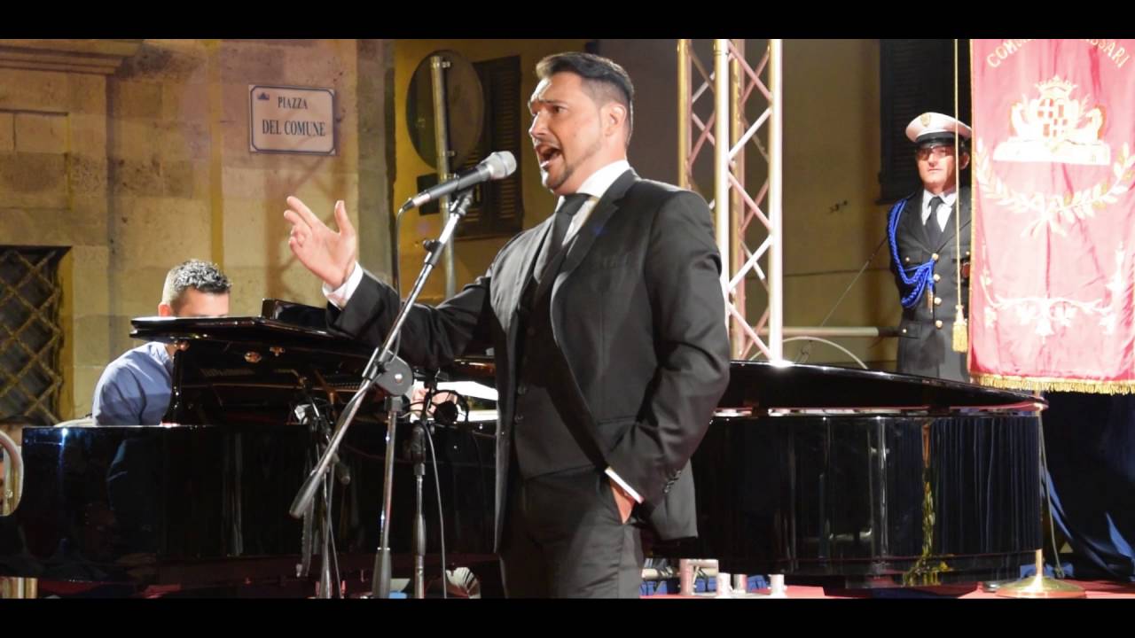 Francesco Demuro canta in sassarese 