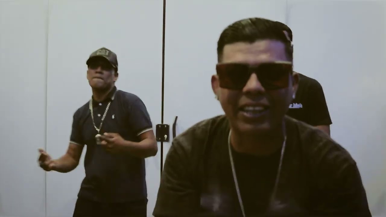 EME SCZ ft Gordon Black, Ulises Flores - Dime que sí (Video Oficial) 