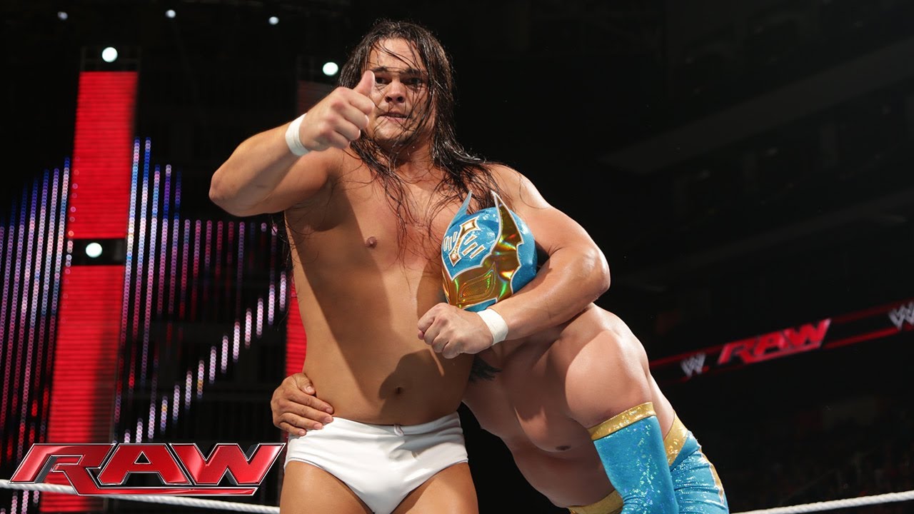 Sin Cara vs. Bo Dallas: Raw, May 26, 2014