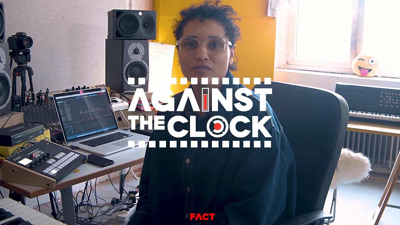 rRoxymore - Against The Clock