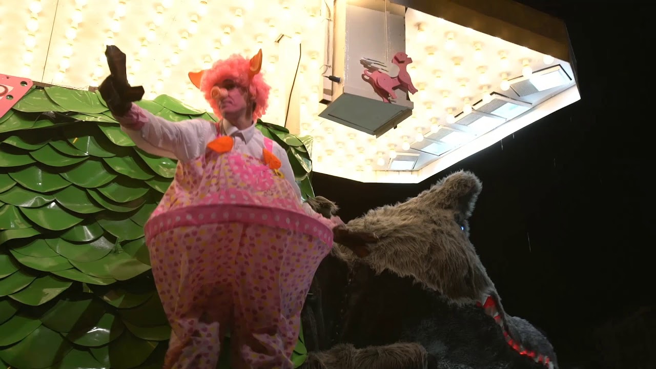 Nunsford Nutters CC - Three Little Pigs