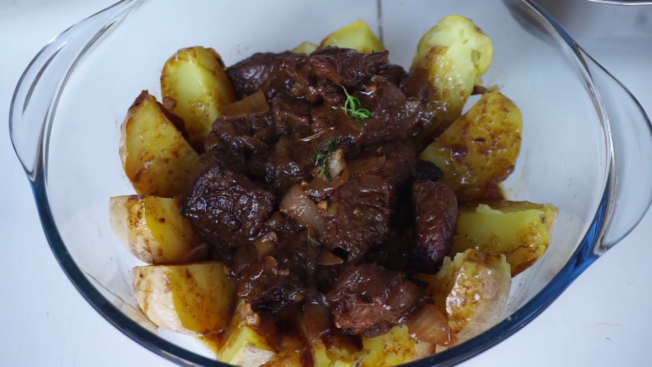 VITELA ASSADA À TRANSMONTANA- receita típica de Portugal(região de Trás-os-Montes e Alto Douro)