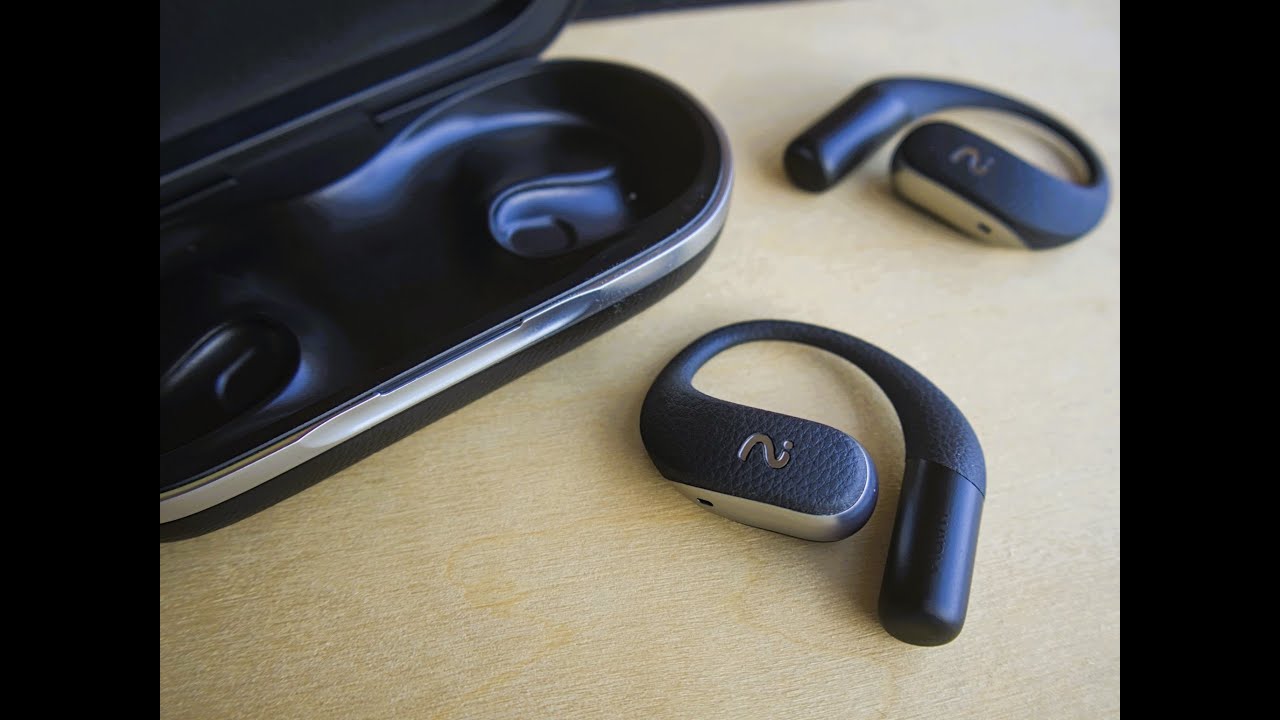 How the Viaim Earbuds and App Handle Transcription