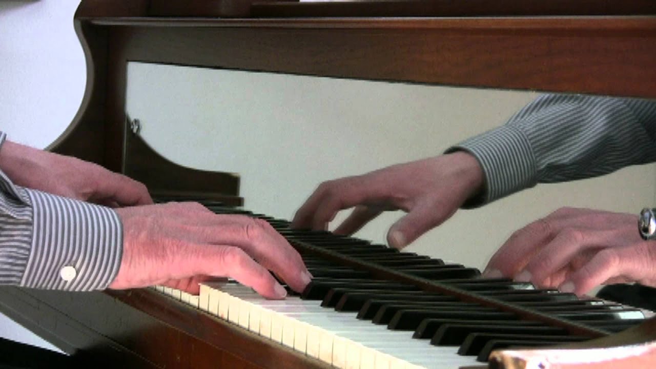Play Me - Piano (Stereo)