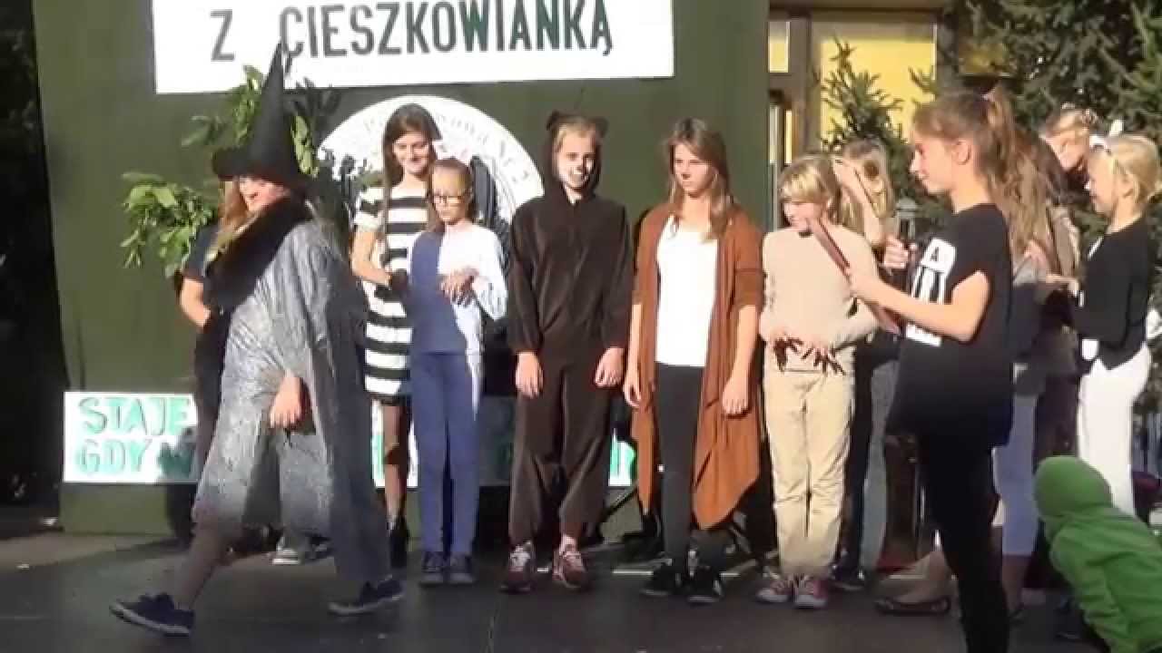 Inscenizacje lub pokaz mody klas 4-6 w 2014 roku