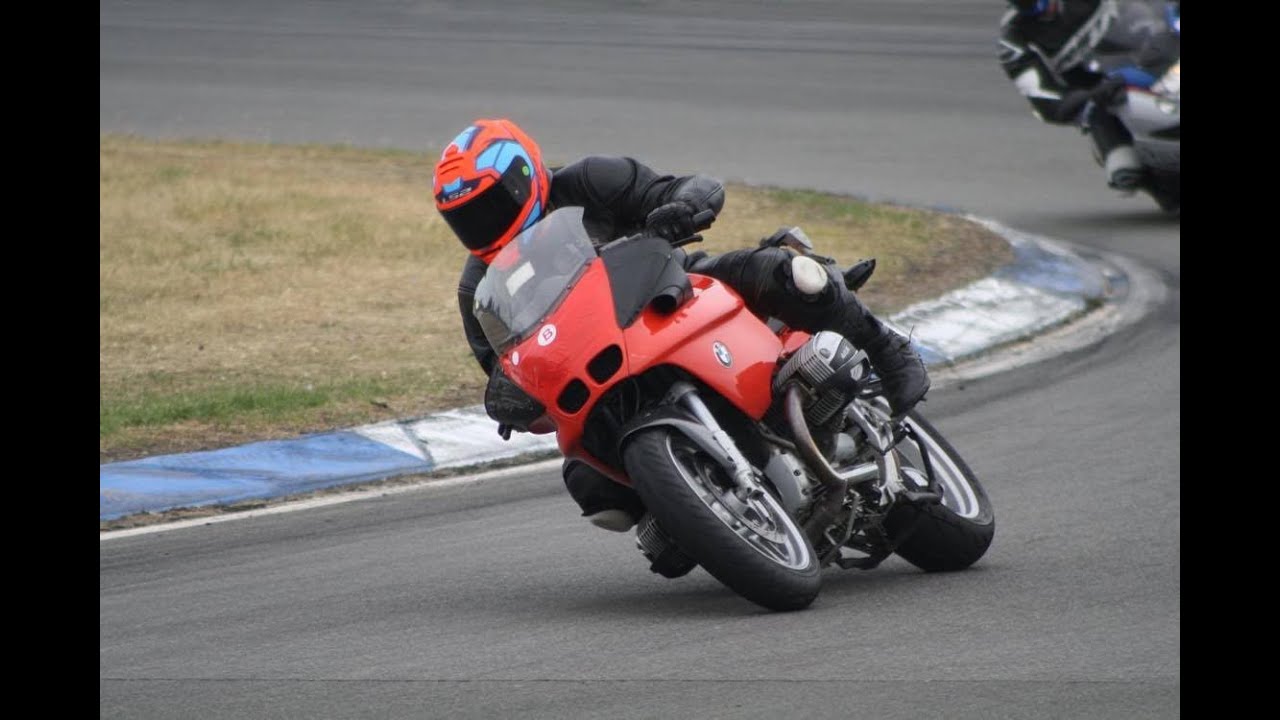 BMW  R1100s Track Day 2021 Ruapuna  New Zealand