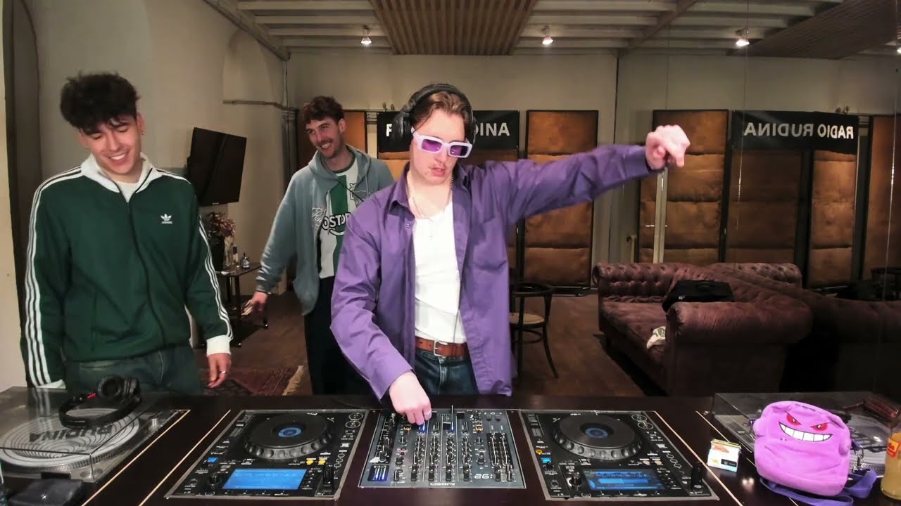 Vagabund B2B Prossowski | Radio Rudina