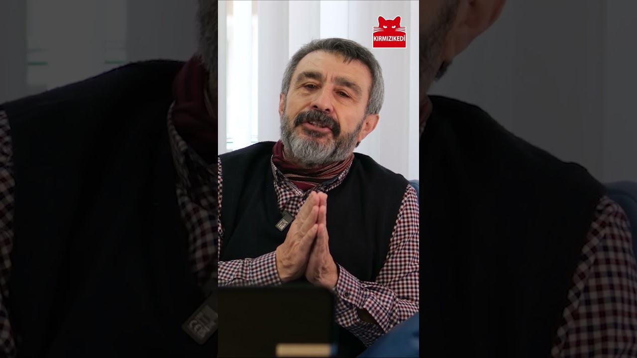 Mustafa &Ouml;nsel son kitabını ve yazarlık ser&uuml;venini Kırmızı Kedi TV'ye anlattı! Şimdi yayında...