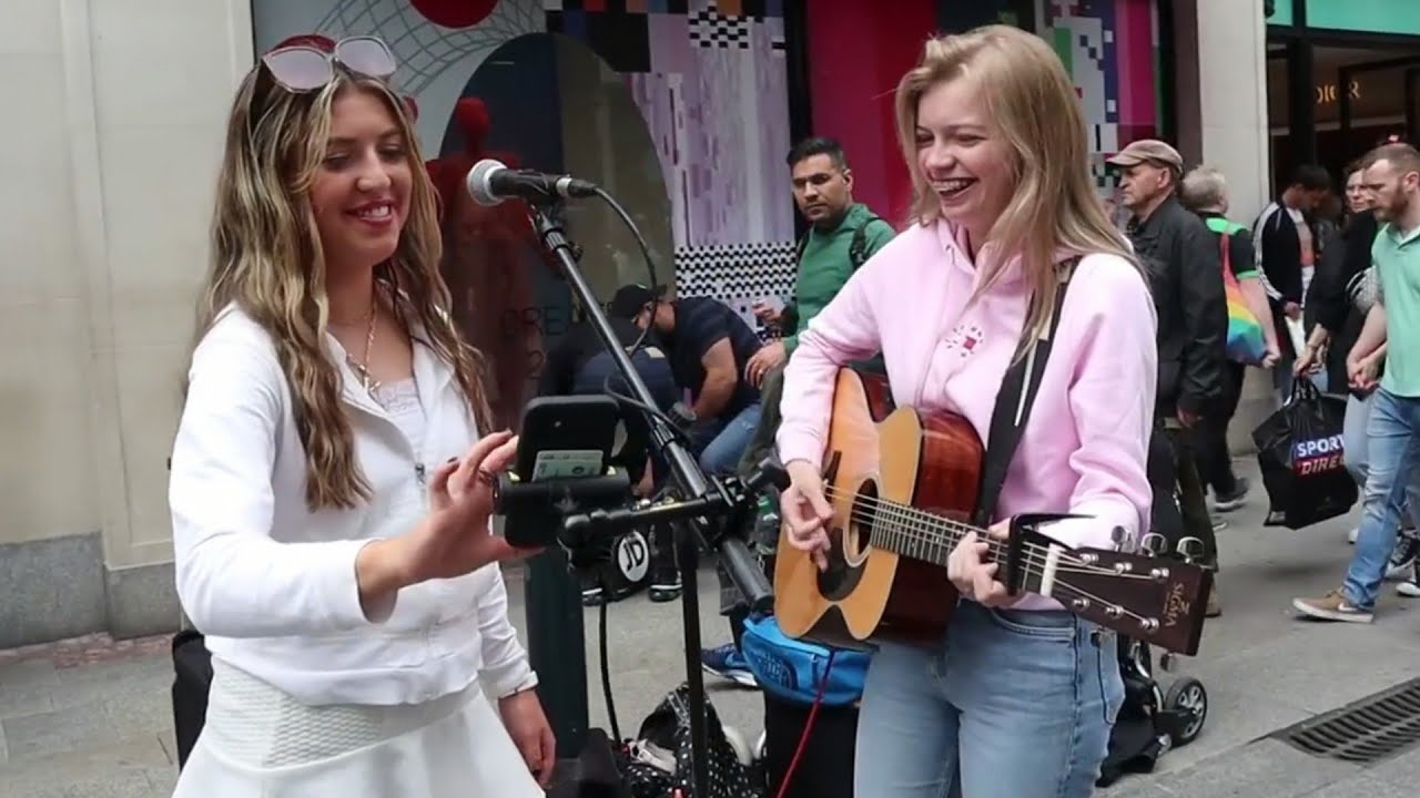 Празднование Дня святого Валентина с прекрасным исполнением песен о любви ♥️