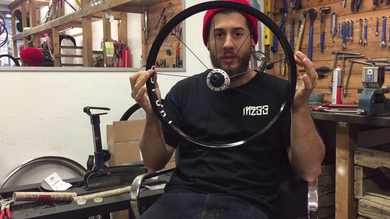 Tutorial: come raggiare una ruota con incrocio in terza - 36 fori - BMX - DINAMO CICLI