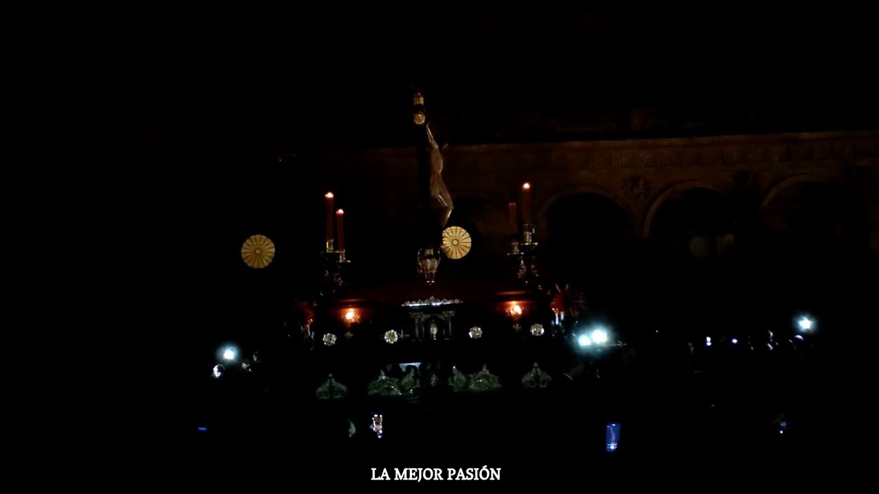 [4K] Salida del Santísimo Cristo de la Buena Muerte. Semana Santa Salamanca 2022.