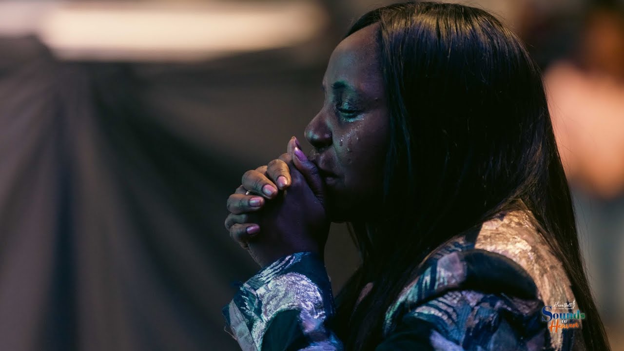 Shekinah Glory | Open My Eyes So I Can See - Pastor Chipo Vutabwashe 
