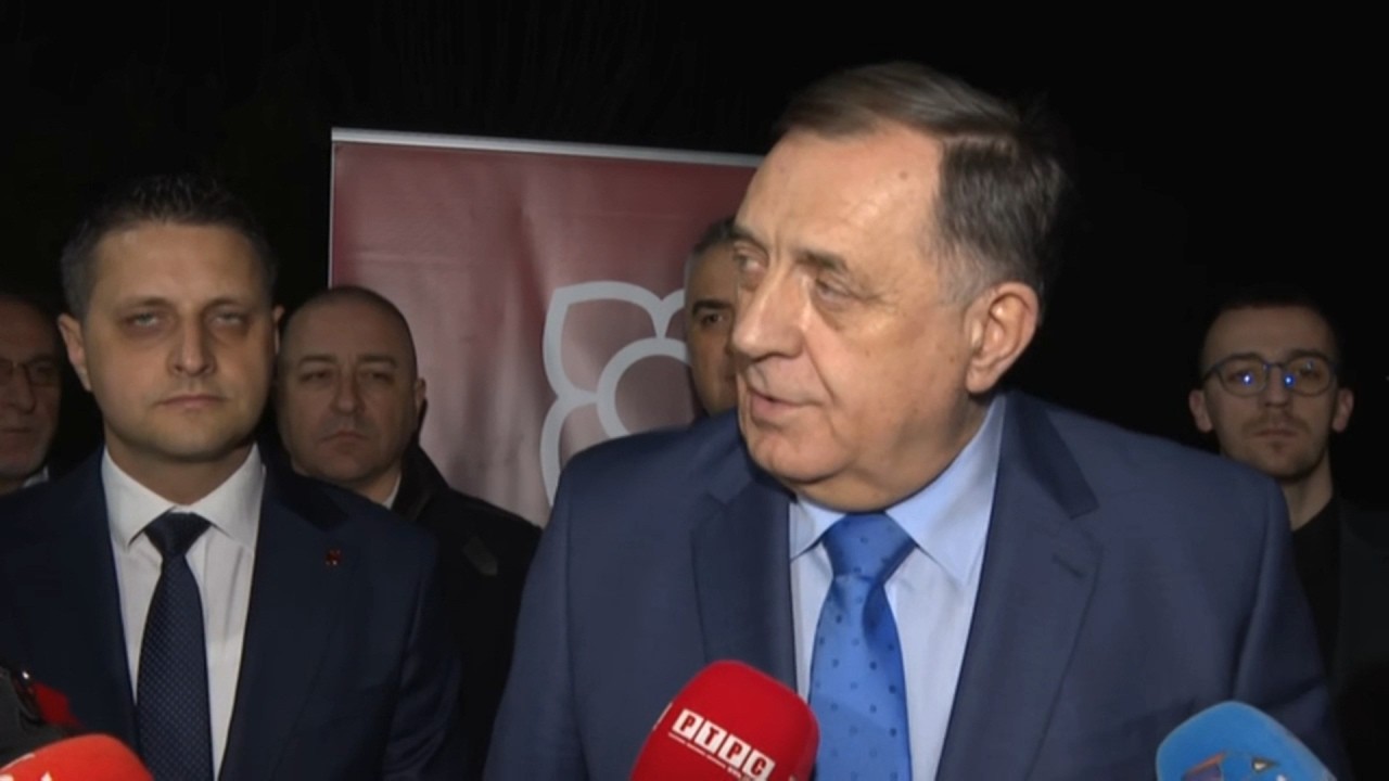 Dodik poručio sarajevskoj političkoj eliti: Mi smo dva svijeta različita