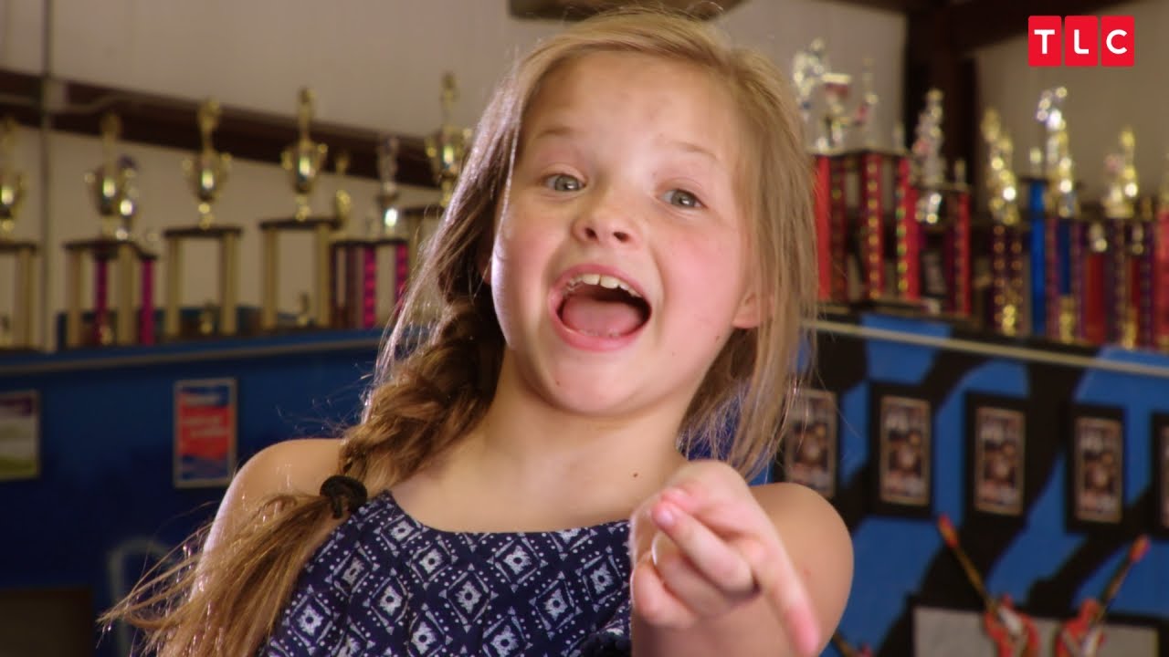 Hillary Clinton is Qualified to be President, Says Hallee | Toddlers and Tiaras