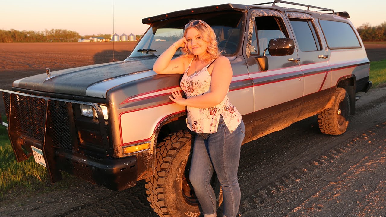 I Purchased a Square Body Suburban! ( it took some convincing )