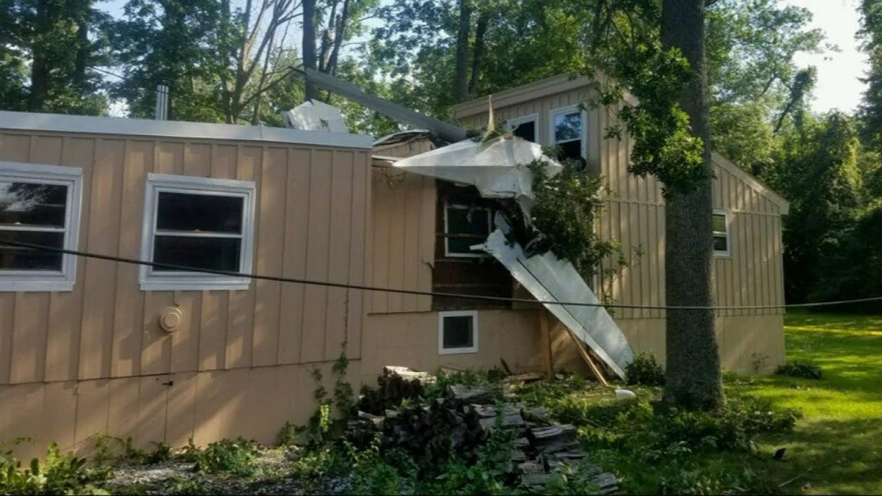 Small Plane Crashes into Home, Misses Man Watching TV