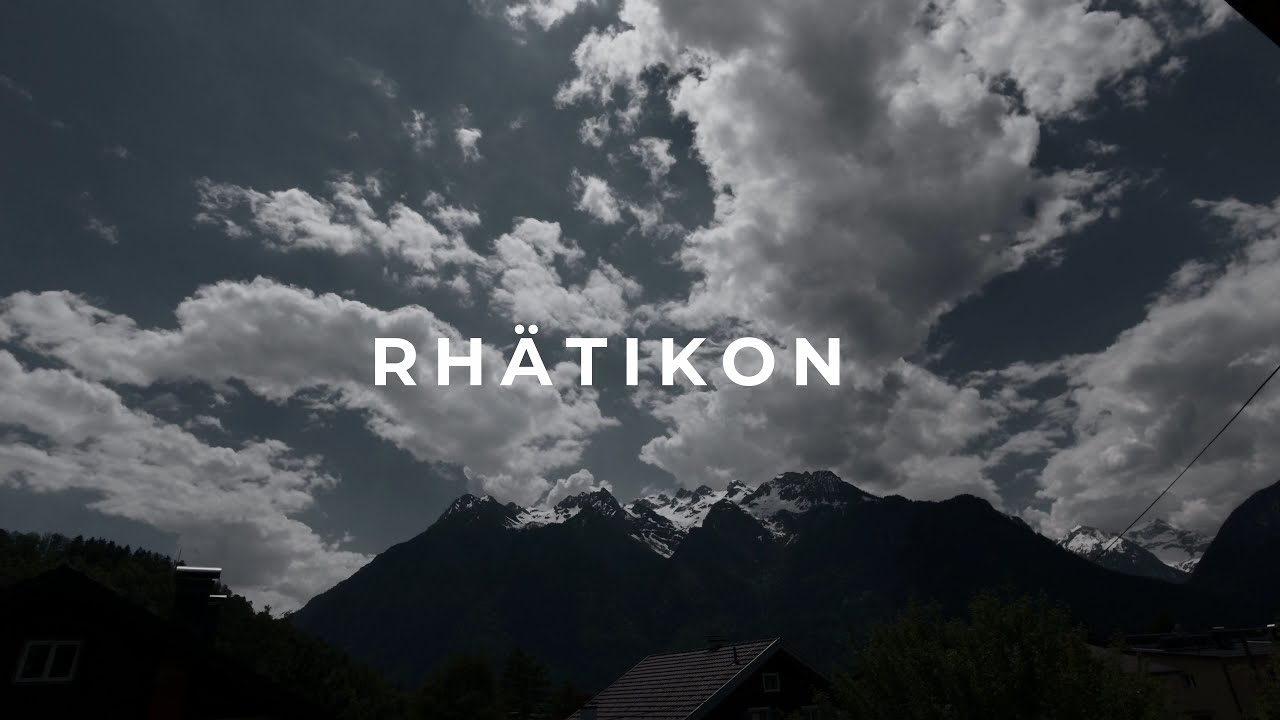Wolken &uuml;berm Rh&auml;tikon