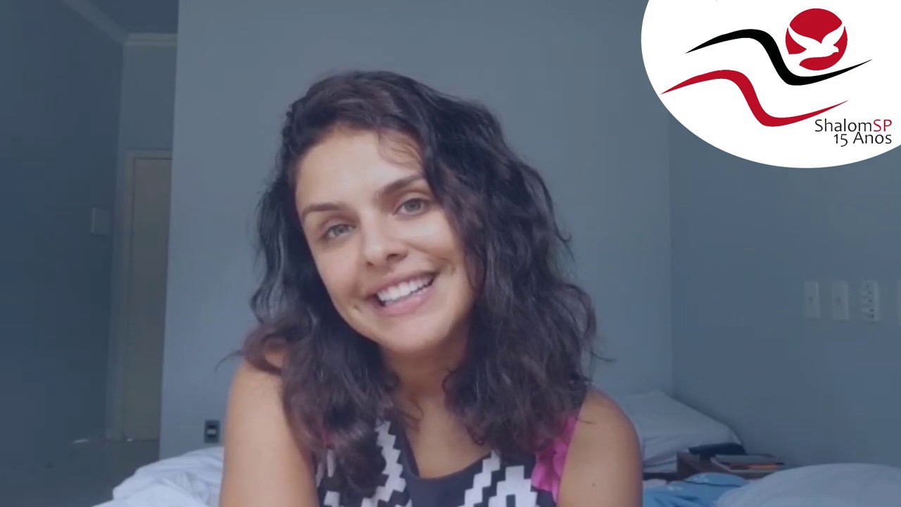 A atriz Paloma Bernardi fala de sua relação com a Comunidade Católica Shalom em São Paulo