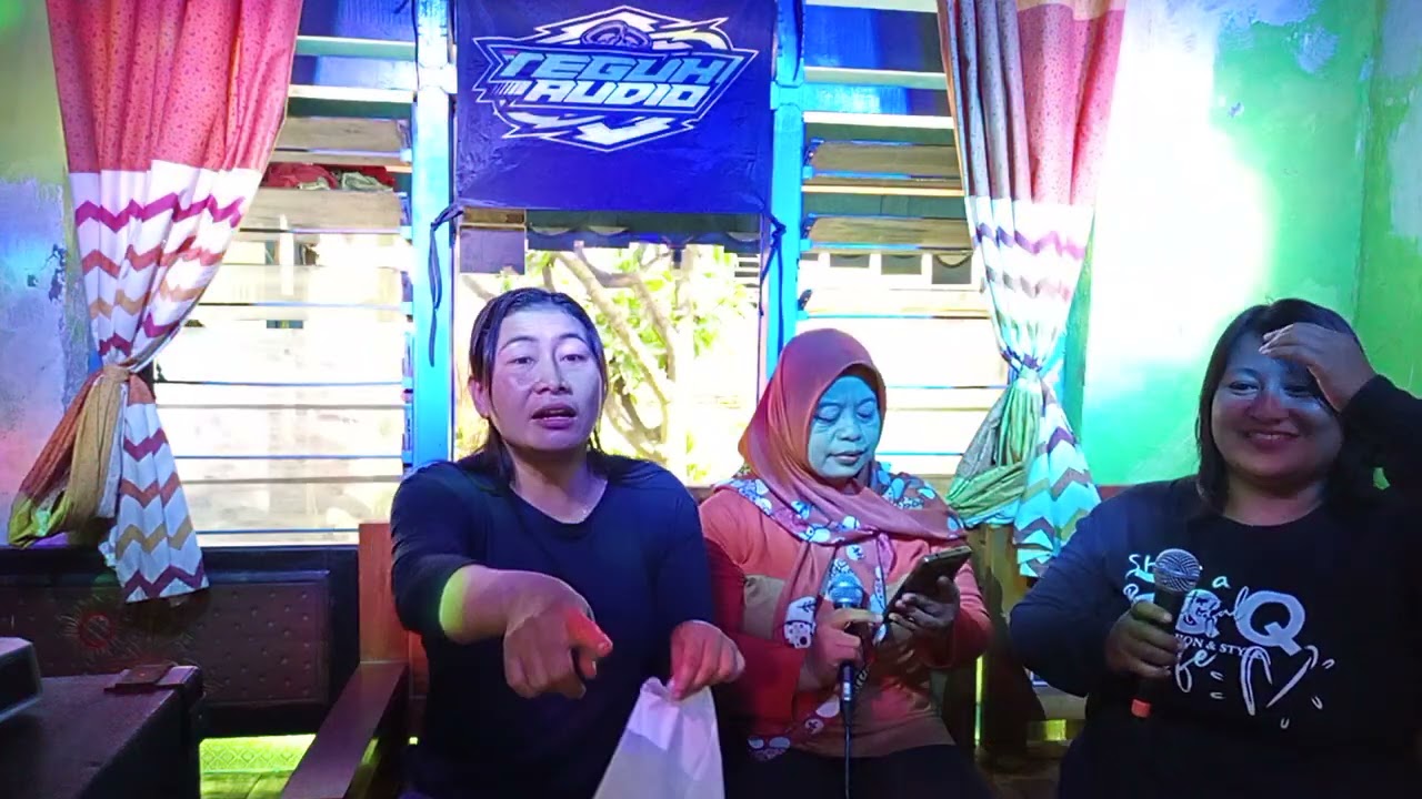 Asmara duet mbak Yuni Anis dan prapty, Deny karaoke 🎵🔊🎤 wayahe hiburan Karo kancane