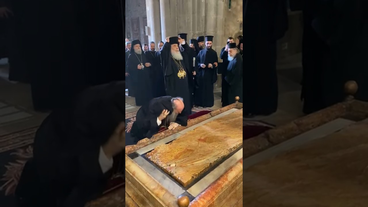 Serbian Patriarch Porfirije visiting the Church of the Holy Sepulchre in Jerusalem