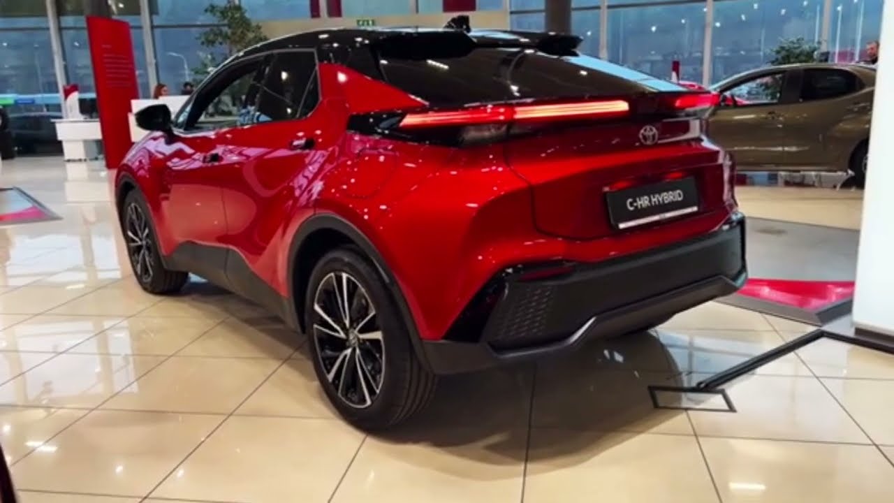 TOYOTA C-HR LUXURY 2025 -  INTERIOR AND EXTERIOR