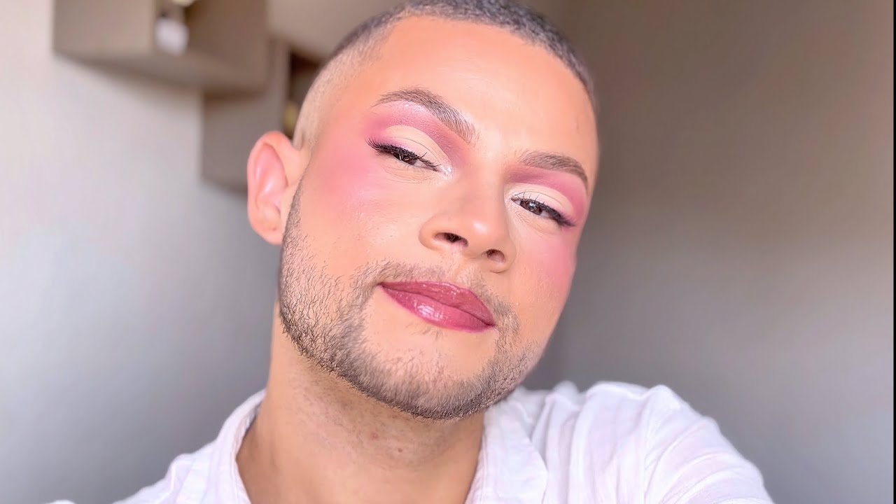 Make rosa Cutcrease
