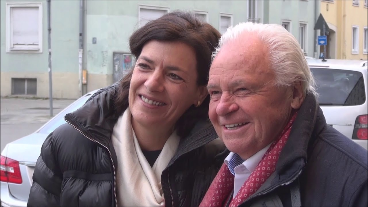 Marieke Schroeder und Charles Schumann @ Premiere von SCHUMANNS BARGESPRÄCHE  am 08 10 2017 Teil I