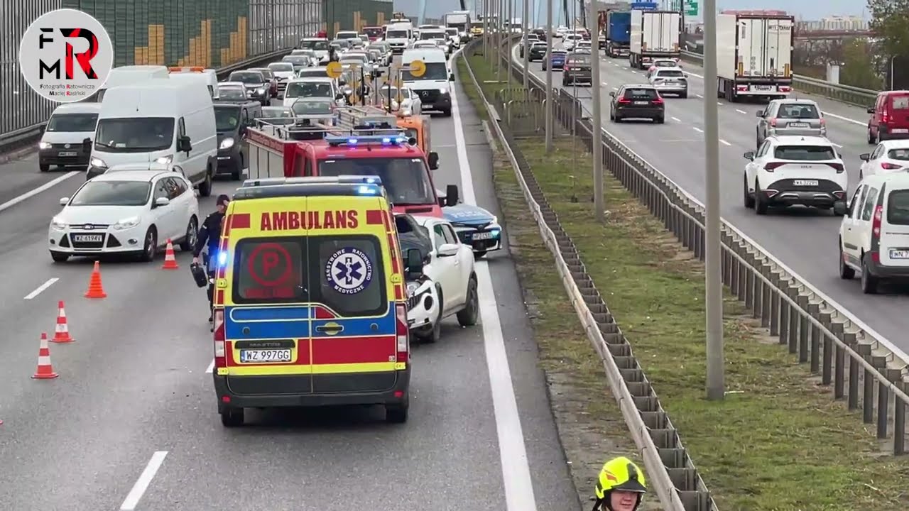 Trasa S8 (WYPADEK dwóch pojazdów, dwie osoby zabrane do szpitala)