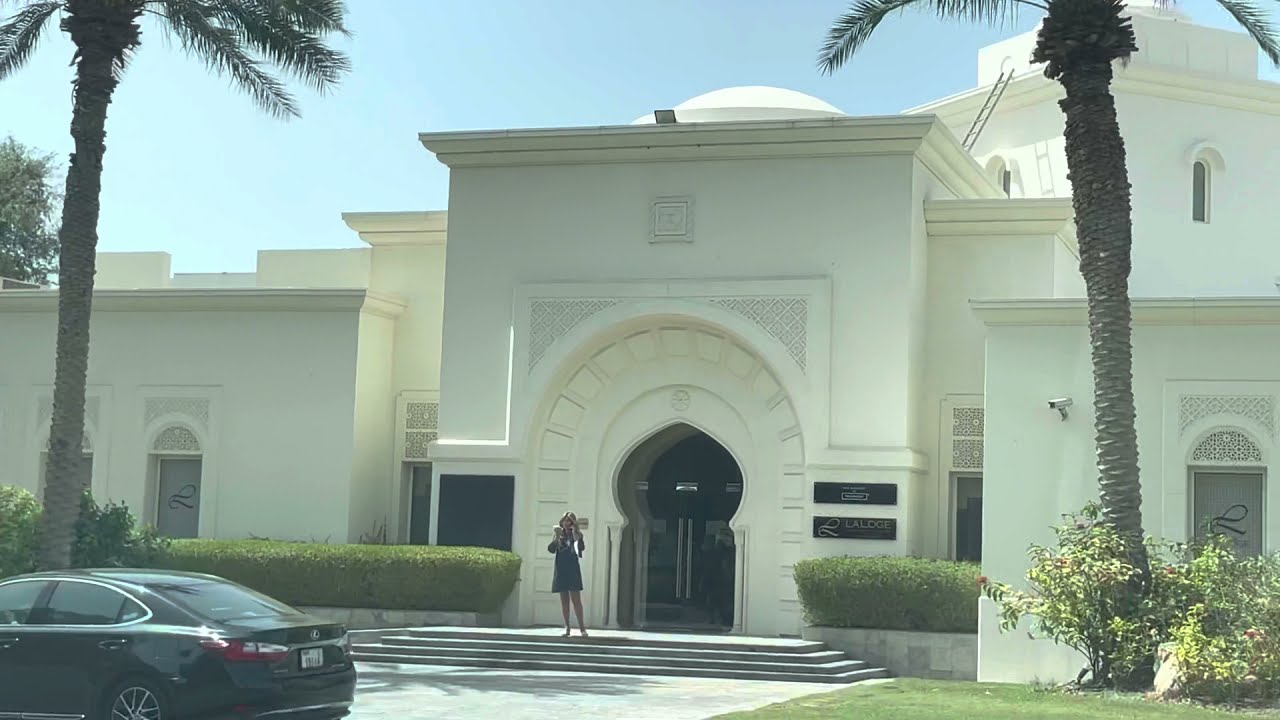 DUBAI‘S MOST EXPENSIVE NEIGHBORHOOD | 4K DRIVE