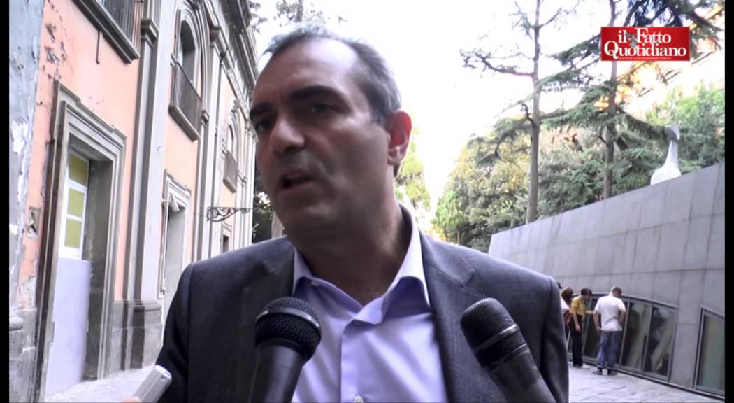 Why not, De Magistris: 