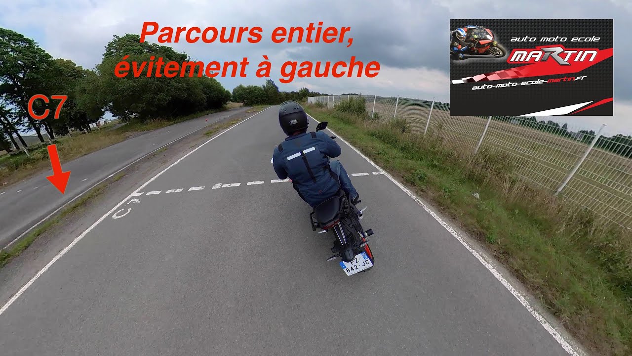 Plateau moto 2025 Parcours entier, evitement &agrave; gauche.