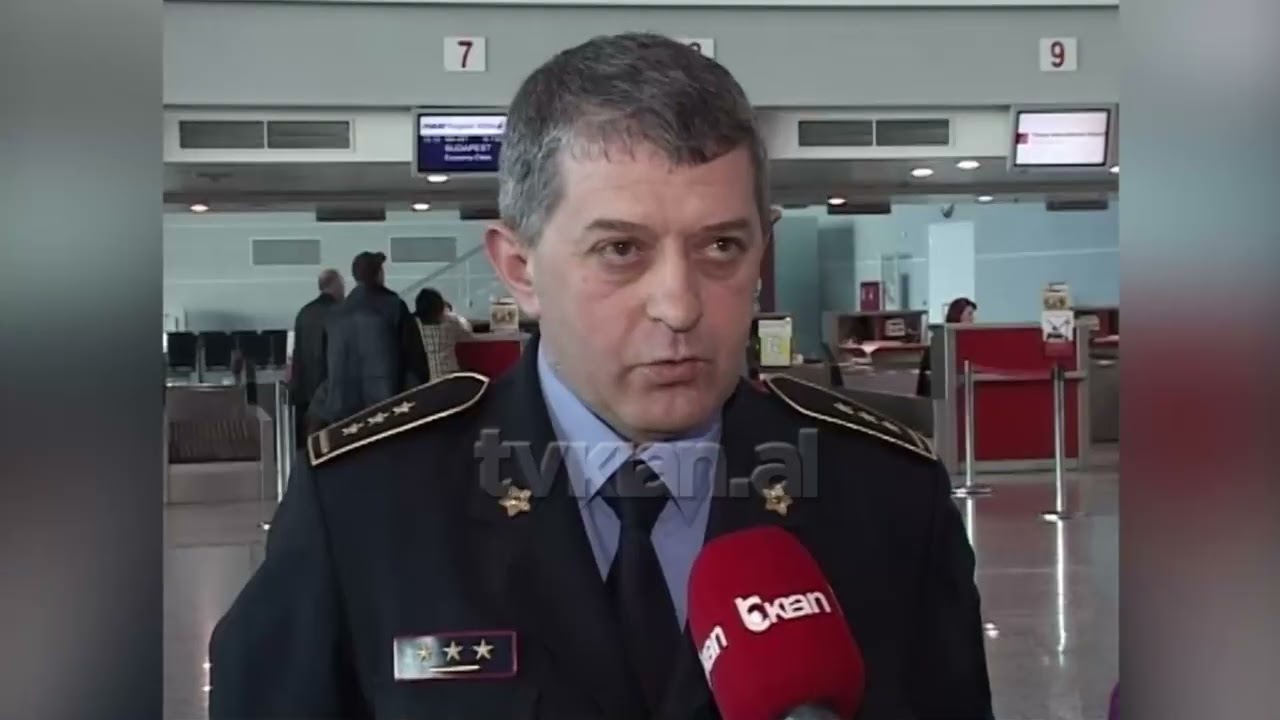Fluks i madh udhëtarësh nga Aeroporti i Tiranës pas heqjes së vizave-(19 Dhjetor 2010)