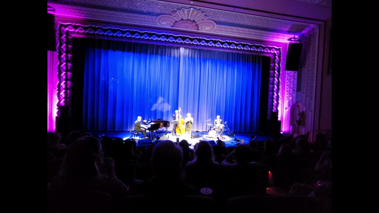 Lana Nesnas and the Rodric White Trio 