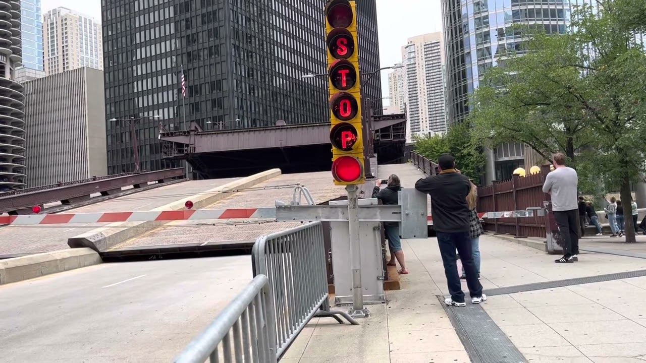 Wabash Ave. Drawbridge in Chicago IL (south side)