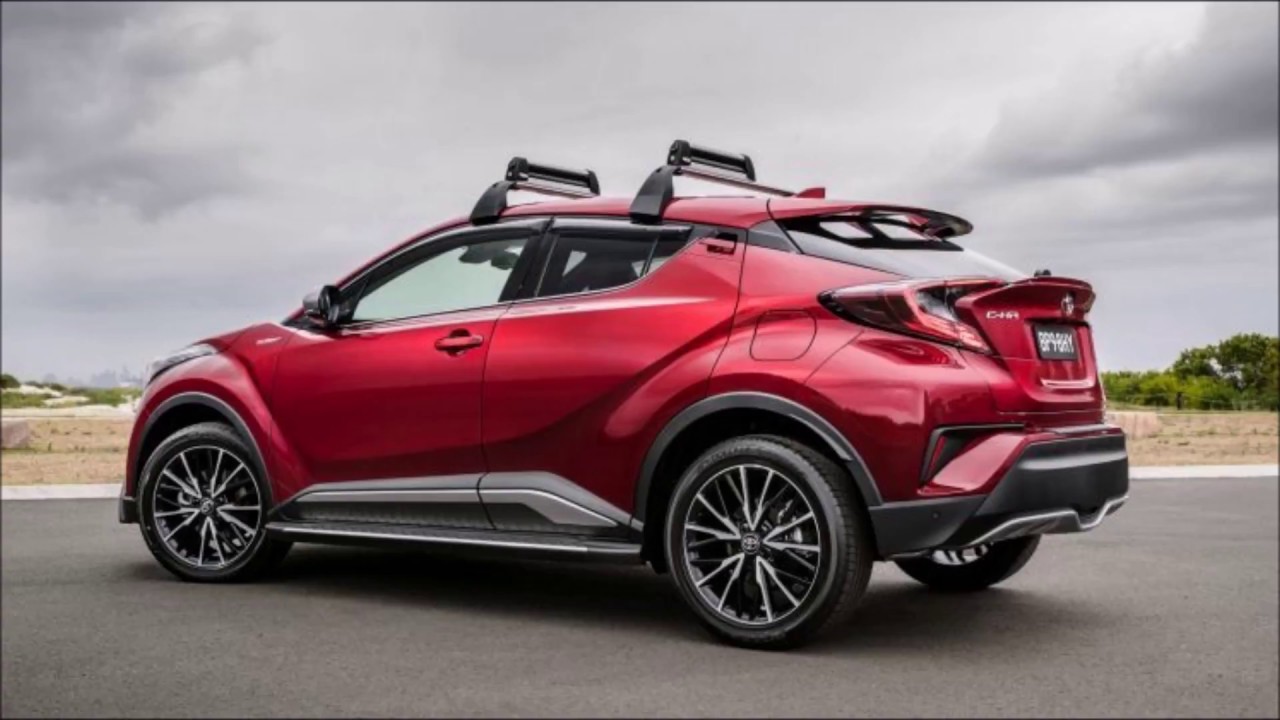 TOYOTA CHR IN MOVIMENTO - audio originale senza commenti - SEMBRA SPENTA ANCHE QUANDO VA'